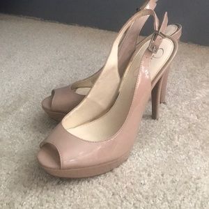 Jessica Simpson pumps